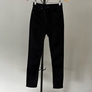 Denim Forum the Lola High Rise Skinny 26L, Size 25.